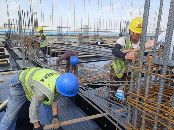 【國(guó)慶“走一線(xiàn)”（四）】 鏡頭記錄陜煤建設(shè)者最美時(shí)刻