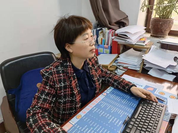 陜煤建設(shè)韓城分公司熱議全國(guó)“兩會(huì)”召開