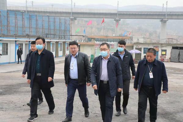 韓城礦業(yè)有限公司領(lǐng)導(dǎo)前往陜煤建設(shè)礦建二公司第二項(xiàng)目部檢查指導(dǎo)工作