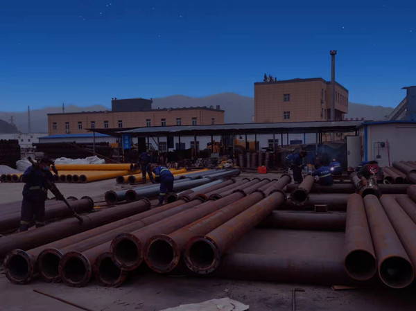 陜煤建設(shè)咸陽分公司安裝項(xiàng)目部：加班加點(diǎn)趕工期，齊心協(xié)力搶進(jìn)度