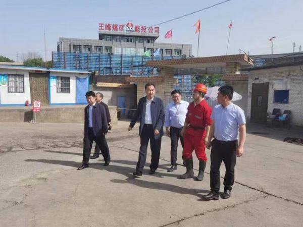 韓城礦業(yè)有限公司董事長張維新前往陜煤建設礦建二公司第二項目部檢查指導工作