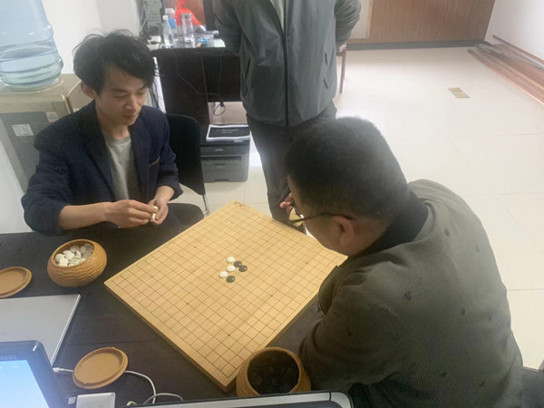 陜煤建設(shè)咸陽分公司第二項(xiàng)目部：喜迎“五一”勞動(dòng)節(jié)，生產(chǎn)娛樂“兩不誤”