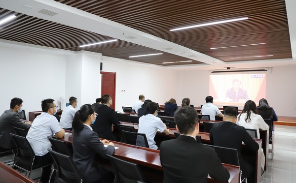 陜煤建設(shè)洗選煤運(yùn)營公司組織觀看慶祝中國共青團(tuán)成立100周年大會