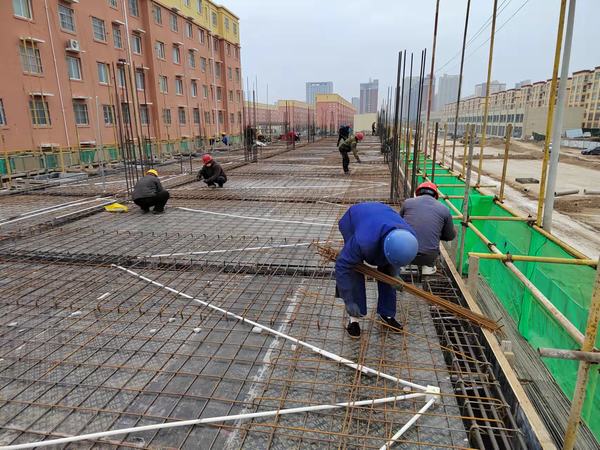 陜煤建設(shè)澄合分公司第十五項(xiàng)目部大戰(zhàn)“紅五月” 施工掀熱潮