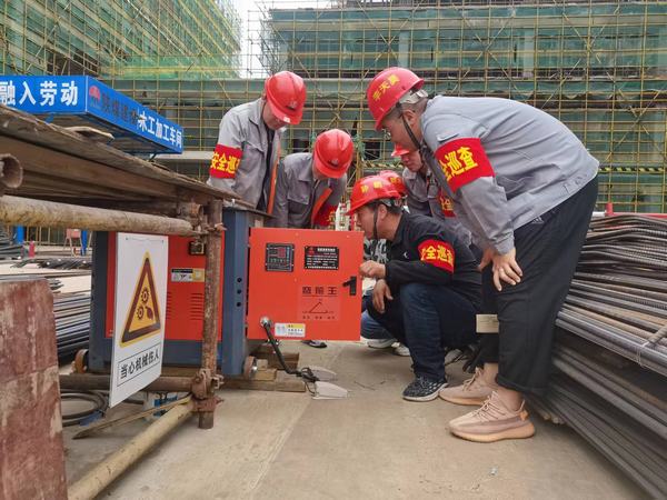 陜煤建設(shè)韓城分公司土建九項(xiàng)目部:“黨建+安全”為安全生產(chǎn)持續(xù)賦能