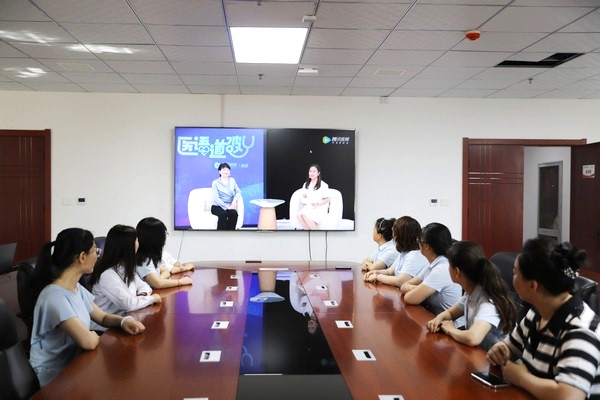 陜煤建設(shè)洗選煤運(yùn)營(yíng)公司工會(huì)舉辦婦科知識(shí)講座