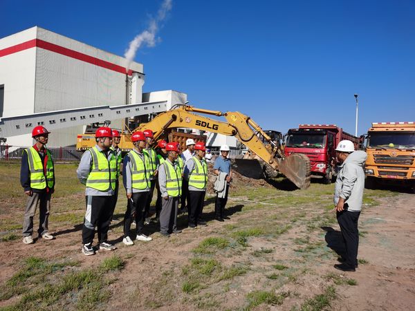 陜煤建設(shè)天工公司承建的資源綜合利用填平補(bǔ)齊技改項(xiàng)目公輔系統(tǒng)正式開工