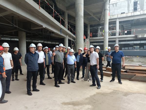 榆林城投集團黨委書記、董事長、總經(jīng)理郝君一行深入陜煤建設榆林公司施工項目檢查指導工作