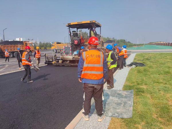 陜煤建設(shè)天工公司土建五部挑燈夜戰(zhàn)，開(kāi)啟趕“工期”加速度