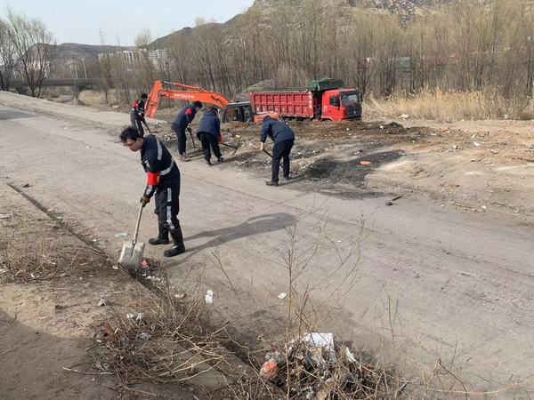 陜煤建設(shè)韓城分公司安裝三項(xiàng)目部開展主題教育實(shí)踐活動喜迎黨的二十大