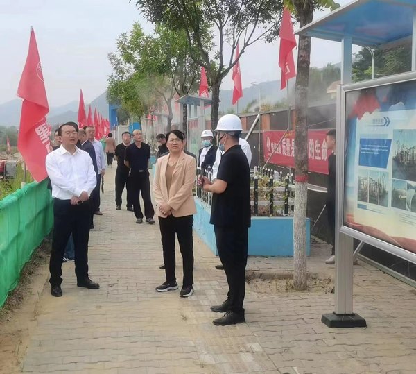綏德縣委常委、副縣長苗立群一行蒞臨綏德縣第二凈水廠項目檢查指導工作