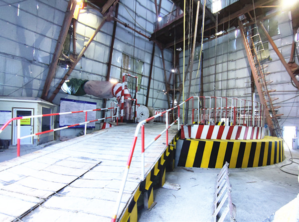 陜煤建設礦建三公司天山勝利隧道1號豎井二襯施工順利完工