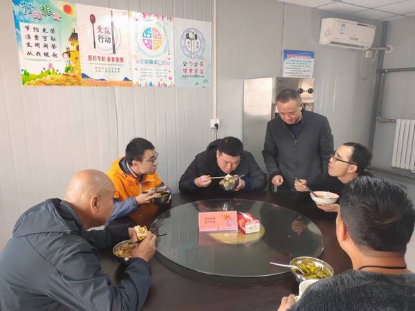 陜煤建設(shè)澄合分公司制止餐飲浪費(fèi)行動“一刻不?！?></div>
                                <div   id=