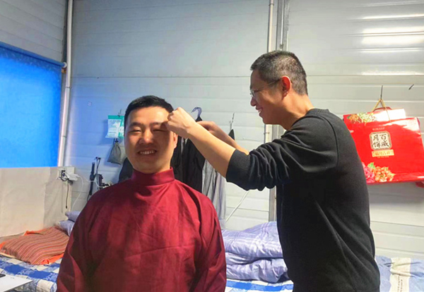 陜煤建設(shè)礦建三公司天山項目開展暖心“疫”剪