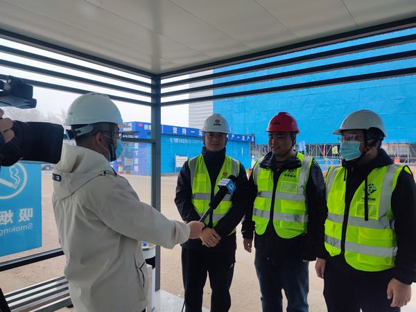 鄂爾多斯市電視臺蒞臨陜煤建設(shè)銅煤公司第五項(xiàng)目部拍攝宣傳片