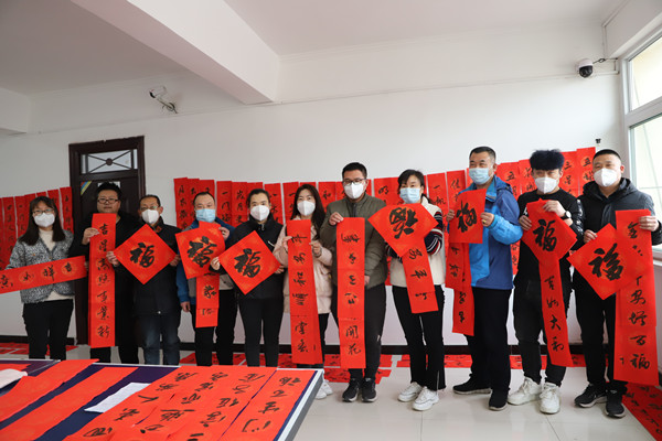 陜煤建設(shè)機(jī)電安裝公司開(kāi)展“迎新納?！彼痛郝?lián)活動(dòng)