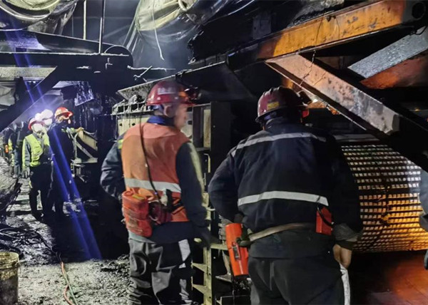 陜煤建設(shè)機電安裝公司小保當(dāng)項目部：只爭朝夕抓開局