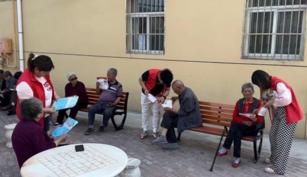 陜煤建設(shè)機(jī)電安裝公司：開展應(yīng)急科普進(jìn)社區(qū)宣傳活動(dòng)