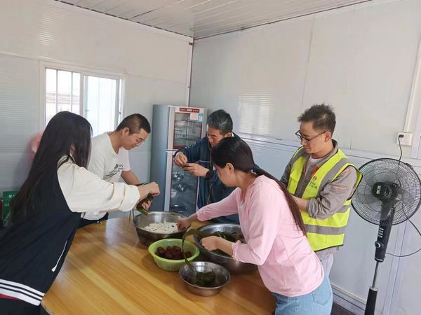 陜煤建設(shè)天工公司土建二部：一“粽”濃情，一“粽”鄉(xiāng)愁