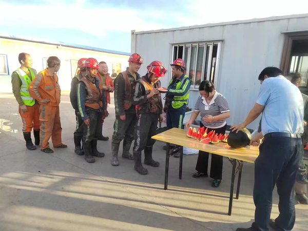 陜煤建設機電安裝公司:“花式”助平安,巾幗在行動