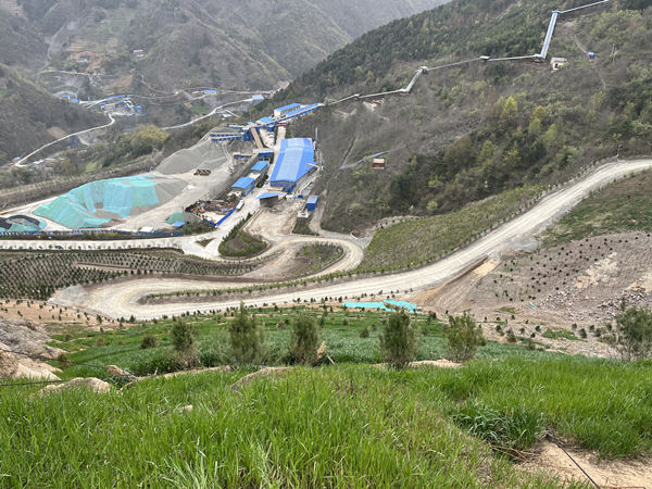 陜煤建設(shè)漢中分公司礦山道路松散邊坡安全防護(hù)掛網(wǎng)項(xiàng)目順利通過竣工驗(yàn)收