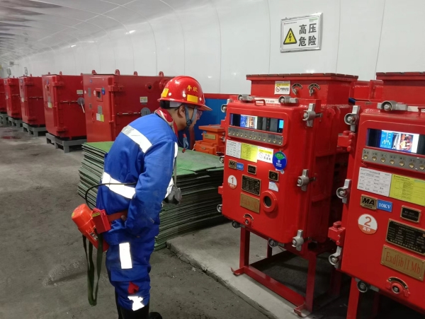 陜煤建設機電安裝公司：國慶我在崗 項目生產(chǎn)“不打烊”！