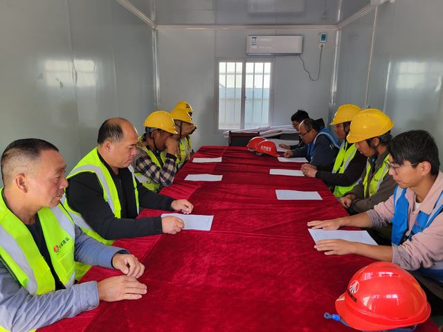 陜煤建設韓城分公司土建十三項目部：筑牢安全發(fā)展理念 堅守安全生產(chǎn)防線