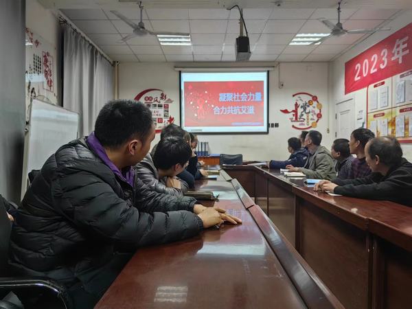 陜煤建設(shè)洗選煤運(yùn)營公司檸條塔運(yùn)營項(xiàng)目部開展“凝聚社會(huì)力量 合力共抗艾滋”主題宣傳活動(dòng)