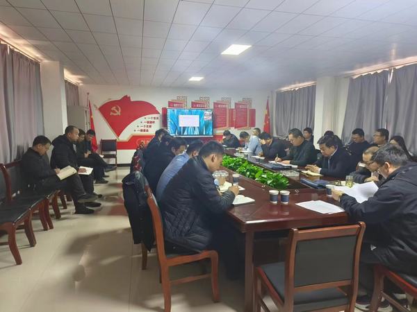 陜煤建設(shè)煤礦運營服務(wù)分公司：談話敲警鐘 風清過元旦