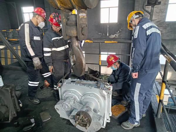 陜煤建設(shè)洗選煤運營公司澄合山陽運營項目部：打響檢修攻堅戰(zhàn)，護航安全生產(chǎn)行穩(wěn)致遠