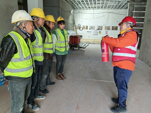 陜煤建設(shè)榆林公司第二項(xiàng)目部：全力以赴保工期，奮力沖刺“加速度”