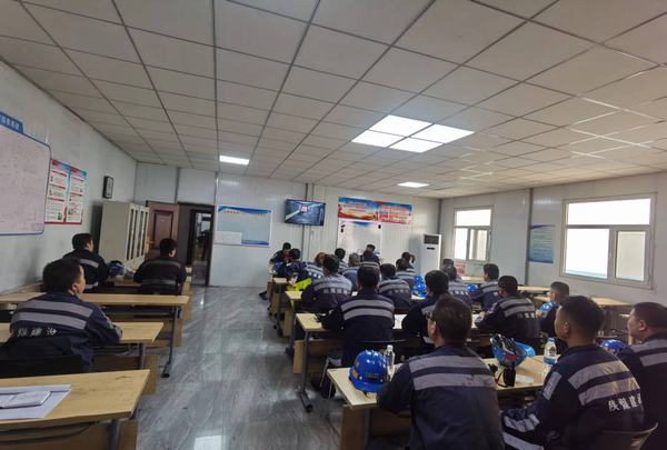 陜煤建設(shè)洗選煤運(yùn)營公司紅柳林洗煤廠項目部： “三藍(lán)圖”繪就安全生產(chǎn)“坐標(biāo)系”