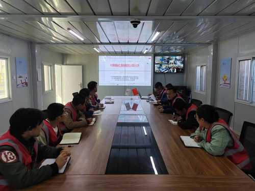 陜煤建設(shè)榆林公司第十一項(xiàng)目部：與廉同行過(guò)“五一”