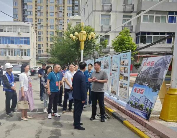 西安市新城區(qū)人大代表、政協(xié)委員蒞臨陜煤建設新城公司干休所項目進行調研