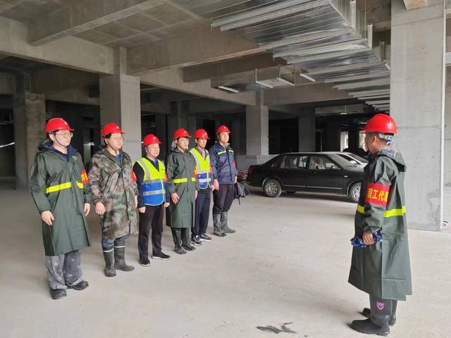 砥礪奮進，青春建功