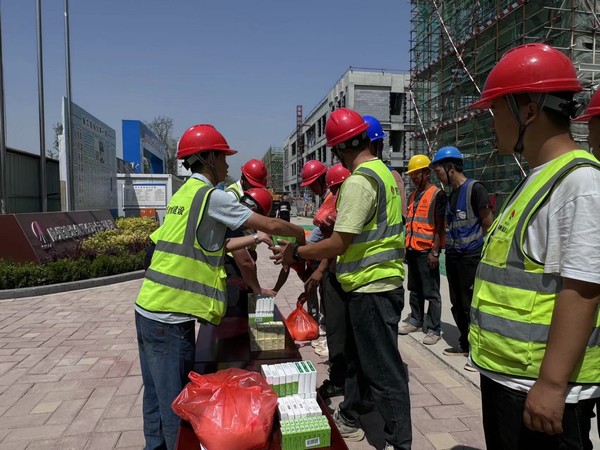 陜煤建設(shè)銅煤公司十五項(xiàng)目部：戰(zhàn)高溫、不服“暑”掀起大干熱潮
