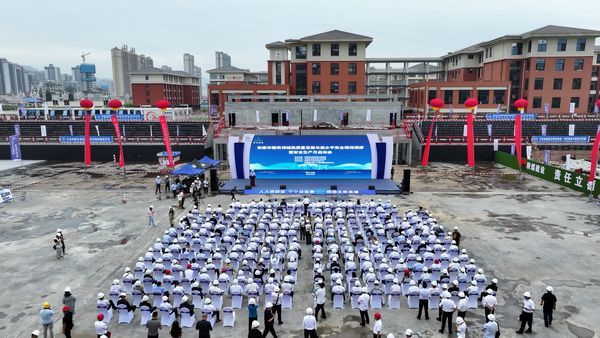 安康市建筑領(lǐng)域高質(zhì)量發(fā)展與高水平安全現(xiàn)場觀摩會在陜煤建設(shè)漢陰縣實驗中學(xué)二期項目現(xiàn)場舉辦 安康市建筑領(lǐng)域高質(zhì)量發(fā)展與高水平安全現(xiàn)場觀摩會在陜煤建設(shè)漢陰縣實驗中學(xué)二期項目現(xiàn)場舉辦