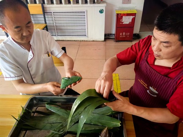 陜煤建設(shè)洗選煤運(yùn)營公司檸條塔運(yùn)營項(xiàng)目部開展“濃情端午節(jié)，‘粽’享好時(shí)光”主題活動(dòng)