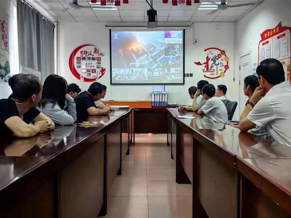 陜煤建設(shè)洗選煤運(yùn)營公司檸條塔運(yùn)營項(xiàng)目部: 點(diǎn)亮“黨建紅”，護(hù)航“安全綠”