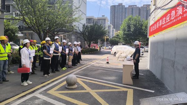 陜煤建設新城公司：開展高處墜落應急演練 提高應急救援處置能力