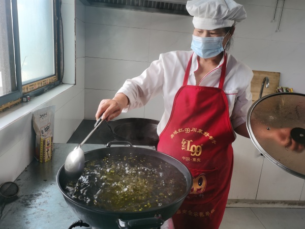 陜煤建設機電安裝公司：戰(zhàn)高溫，不服“暑”