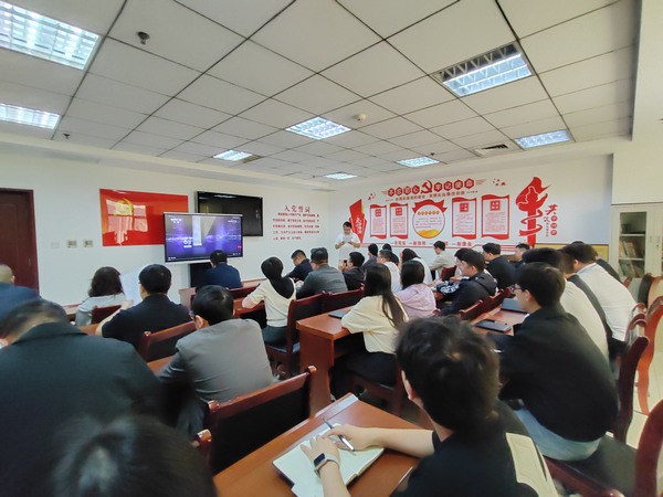 陜煤建設煤礦運營服務分公司：國慶佳節(jié)  強黨性  糾“四風”  筑廉潔