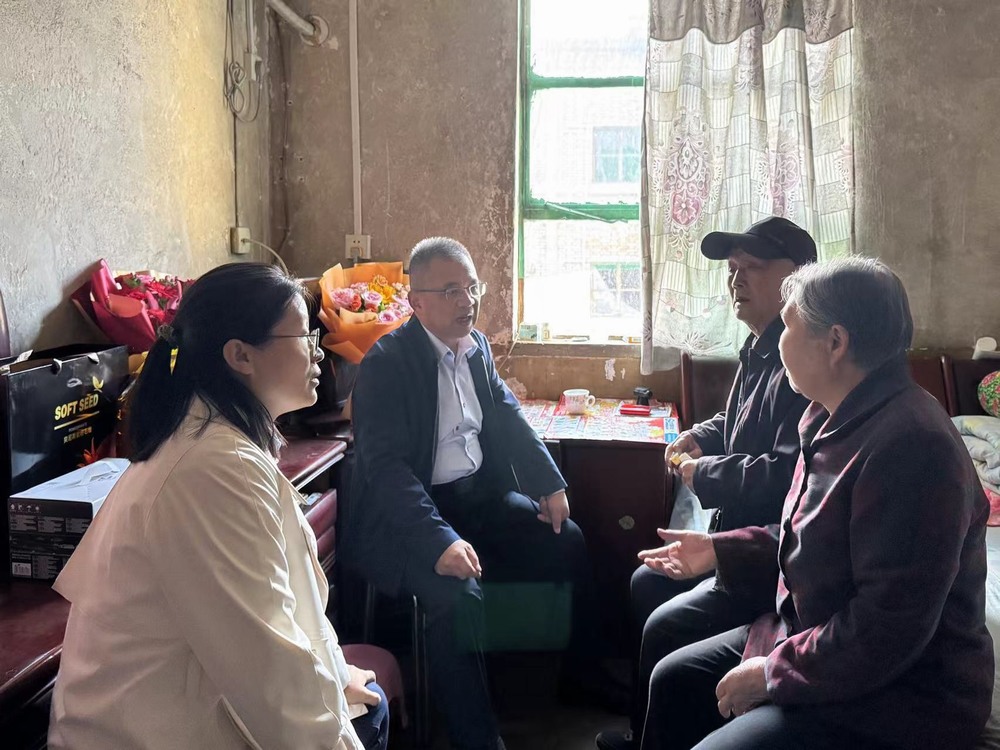 陜煤建設(shè)機(jī)電安裝公司：愛在金秋 情暖重陽