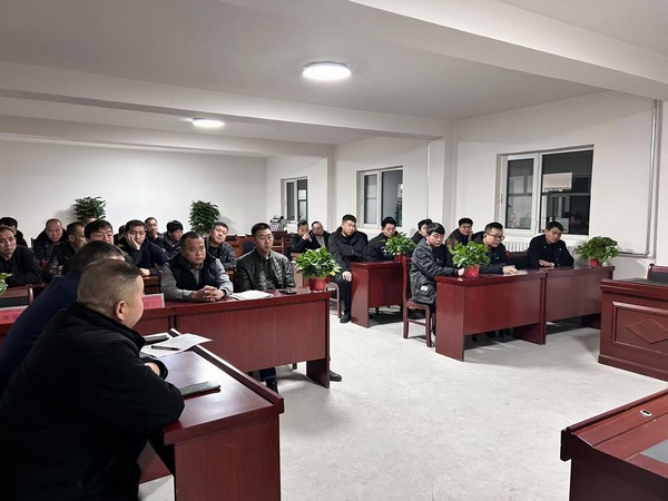 陜煤建設(shè)煤礦運營服務(wù)分公司：“零三違”實踐見成效，班組安全管理再上新臺階