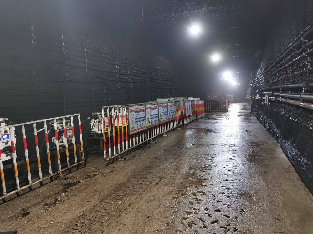 陜煤建設(shè)洗選煤運營公司第二項目部：歲末堅守，點亮煤礦“新光”，書寫新年安全序章