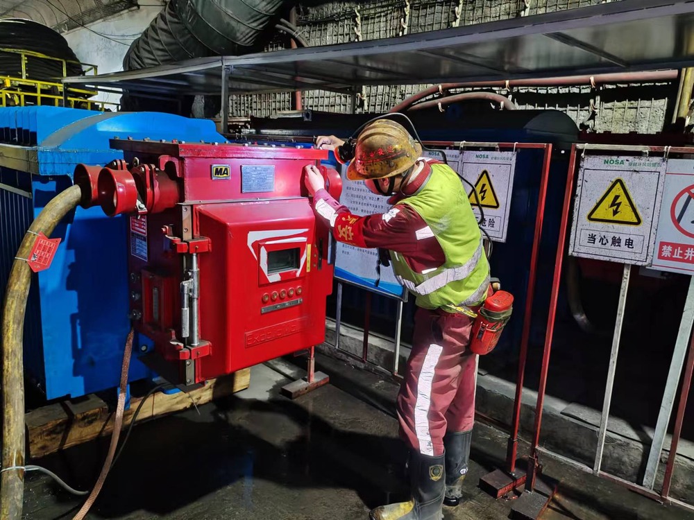 陜煤建設(shè)機電安裝公司：青春有我，共繪新春華彩