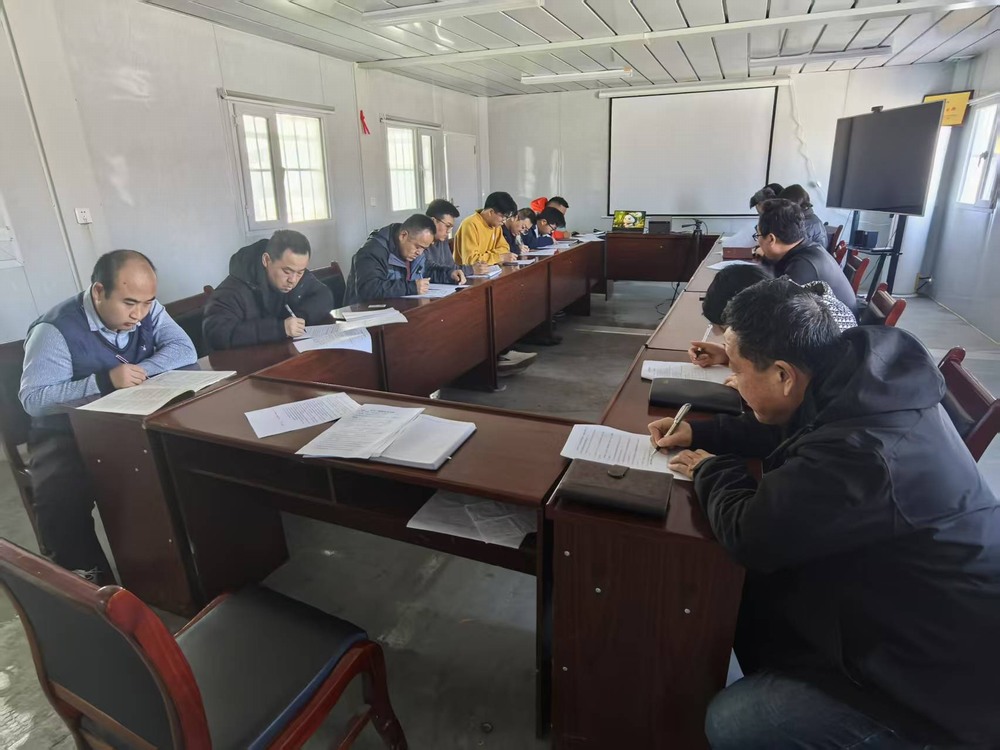 陜煤建設(shè)天工公司新疆第一項(xiàng)目部：“課”不容緩，筑牢復(fù)工安全防線