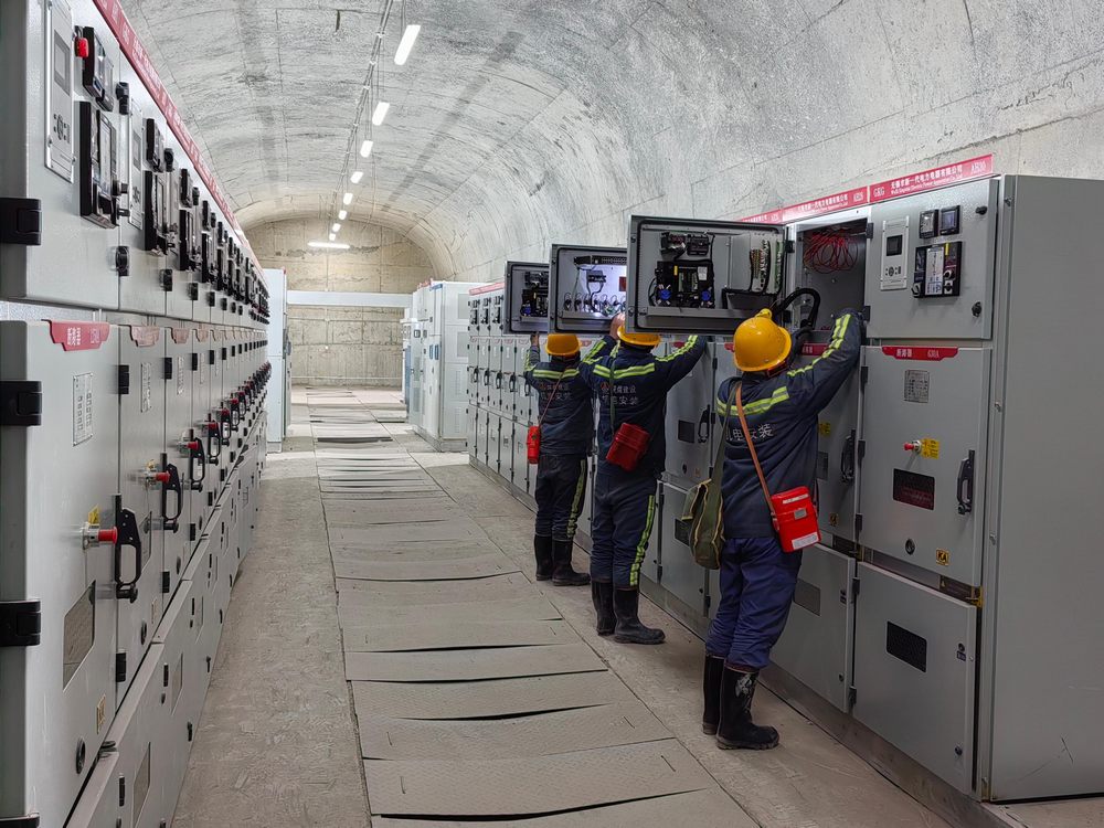 陜煤建設(shè)機(jī)電安裝公司酒鋼項目部：電氣安裝圓滿收官，安全質(zhì)量鑄就口碑