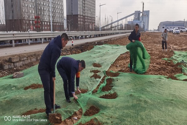 陜煤建設(shè)煤礦運(yùn)營服務(wù)分公司：弘揚(yáng)雷鋒精神 踐行勞動(dòng)之美