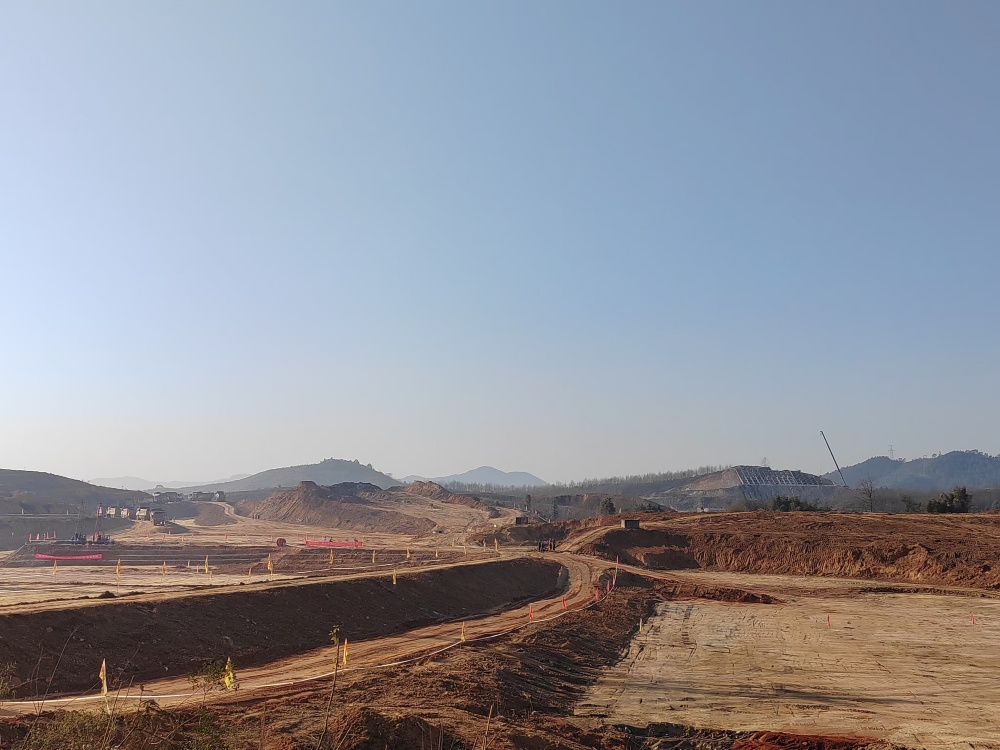 搶晴天、戰(zhàn)雨季 以“光明之戰(zhàn)”鑄就精品工程